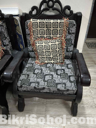 Single sofa